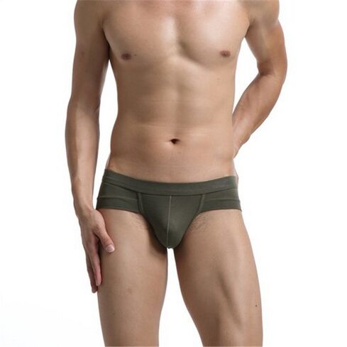 tors bărbătesc frumos